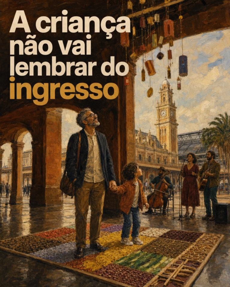 Avô e neta descobrem arte no parque